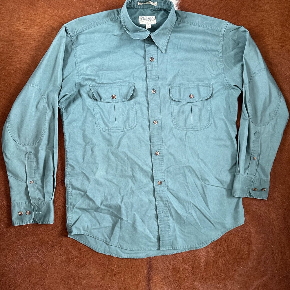 Men's Green Button-Up Shirt